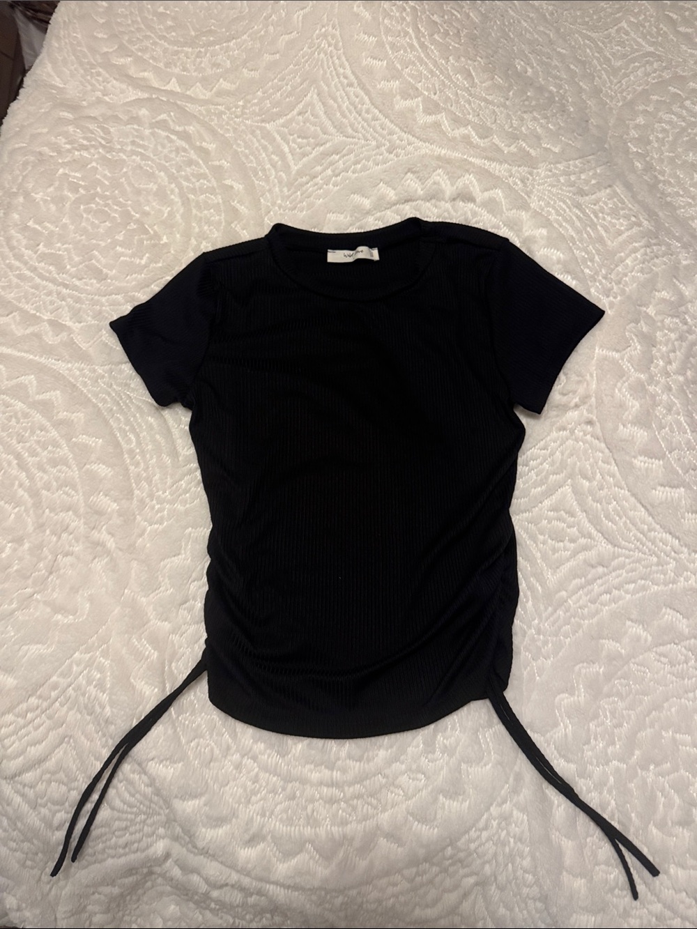 Women's Black Short-Sleeve Ruched Side-Tie Tee Wild Love